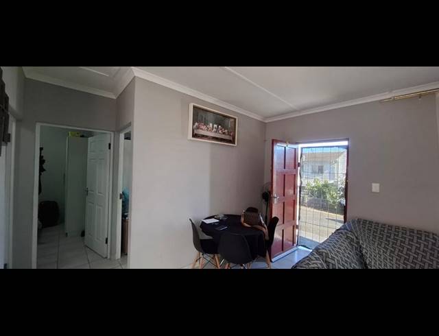 2 BEDROOM HOUSE FOR SALE IN RYDALVALE